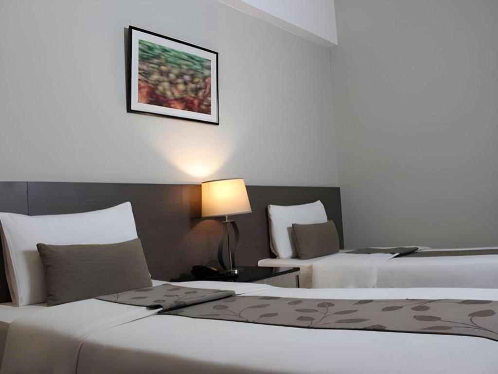Sequoia Hotel Кесон-Сіті Екстер'єр фото